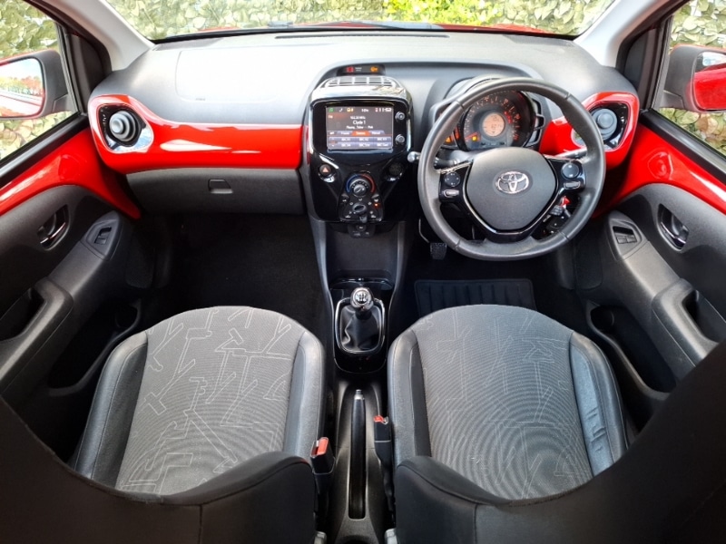 Used Toyota AYGO 2015 for sale - 78211496: Photo 2
