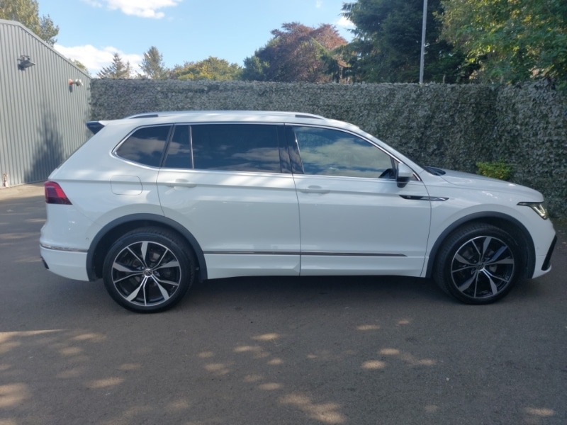 Used Volkswagen Tiguan Allspace 2023 for sale - 76380459: Photo 4