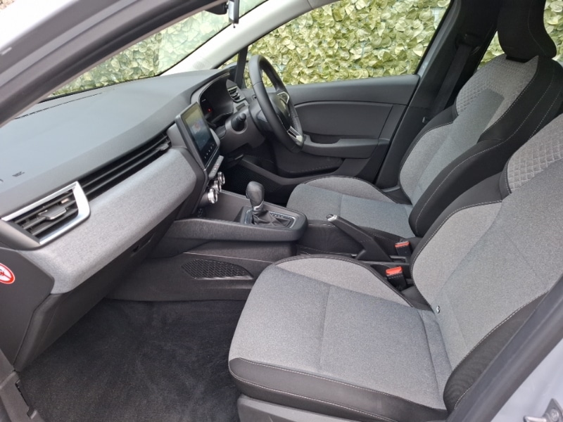 Used Renault Clio 2024 for sale - 78183786: Photo 5