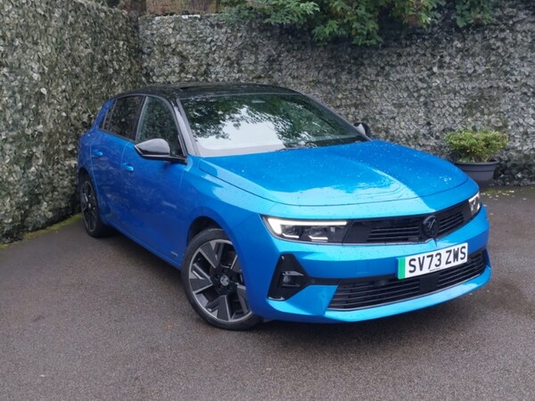 Used Vauxhall Astra 2023 for sale - 76195350: Photo 1