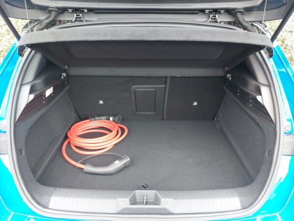 Used Vauxhall Astra 2023 for sale - 76195350: Photo 8