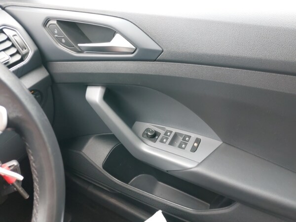 Used Volkswagen T-Cross 2019 for sale - 75369283: Photo 19