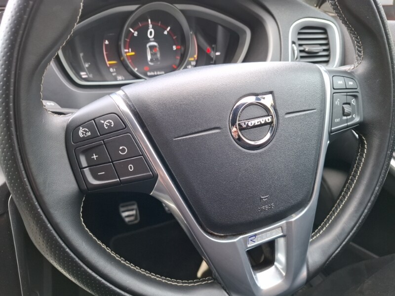 Used Volvo V40 2018 for sale - 78225138: Photo 12