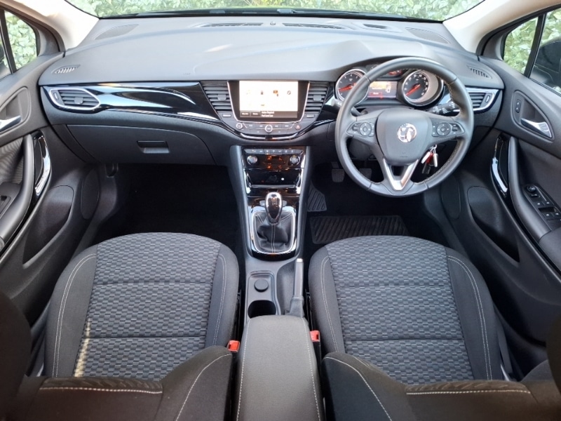 Used Vauxhall Astra 2018 for sale - 77776878: Photo 2