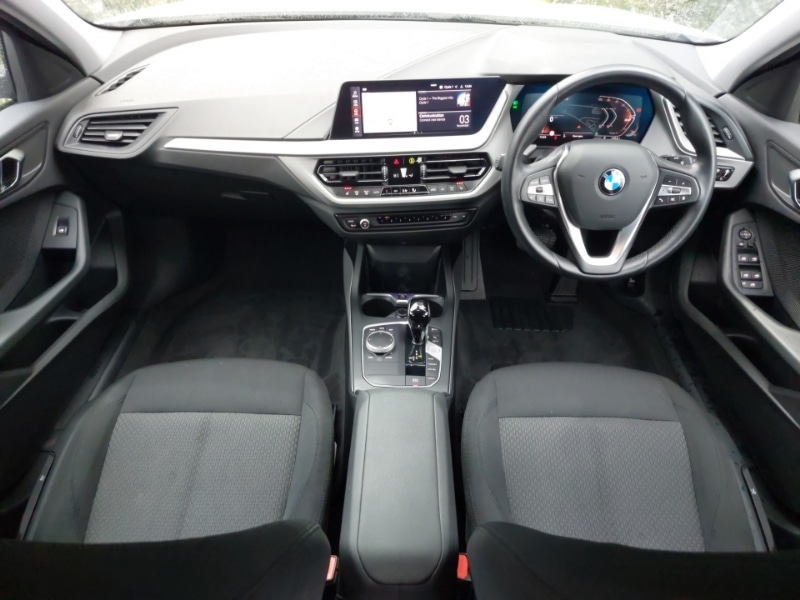 Used BMW 1 Series 2024 for sale - 76854039: Photo 2