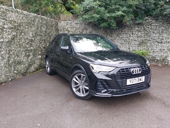 Used Audi Q3 2021 for sale - 76704743: Photo