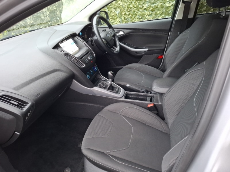 Used Ford Focus 2017 for sale - 77644332: Photo 5