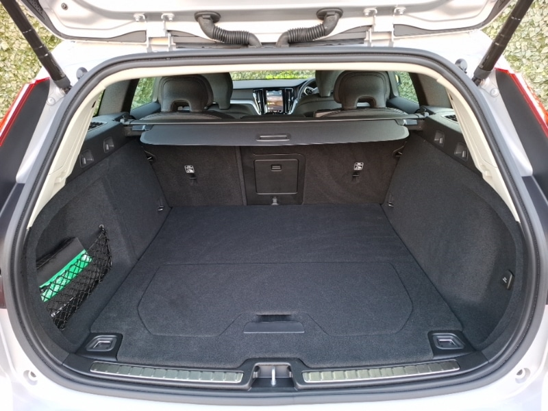 Used Volvo V60 2025 for sale - 77197546: Photo 8