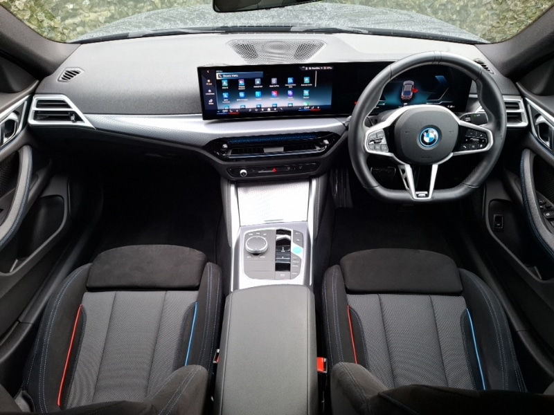 Used BMW i4 2025 for sale - 77942723: Photo 2