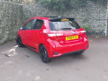 Used Toyota Yaris 2019 for sale - 75808076: Photo