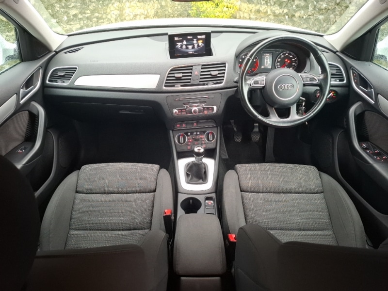 Used Audi Q3 2017 for sale - 77284184: Photo 2