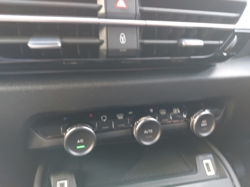 Used Citroen C4 2022 for sale - 76383915: Photo 16