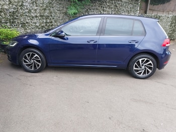 Used Volkswagen Golf 2019 for sale - 75518916: Photo