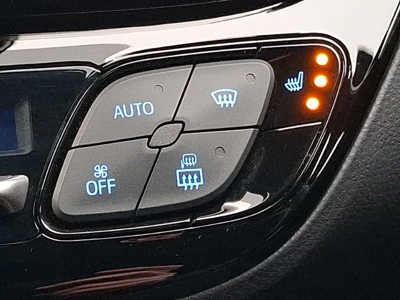 Used Toyota C-HR 2021 for sale - 76628798: Photo 14