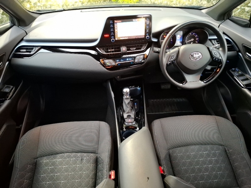Used Toyota C-HR 2021 for sale - 76628798: Photo 2
