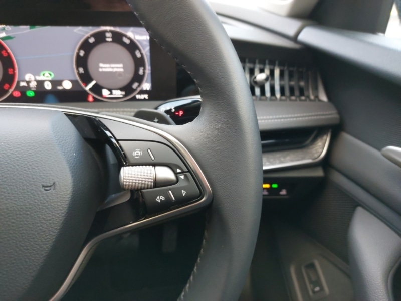 Used Skoda Superb 2024 for sale - 76552713: Photo 13