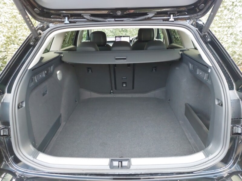 Used Skoda Superb 2024 for sale - 76552713: Photo 8