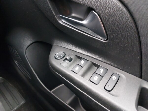 Used Vauxhall Corsa 2021 for sale - 75640733: Photo 18