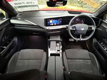 Used Vauxhall Astra 2024 for sale - 77304194: Photo