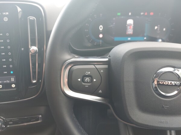Used Volvo XC40 2024 for sale - 75701855: Photo 12