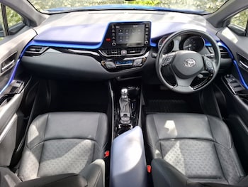 Used Toyota C-HR 2020 for sale - 79480986: Photo