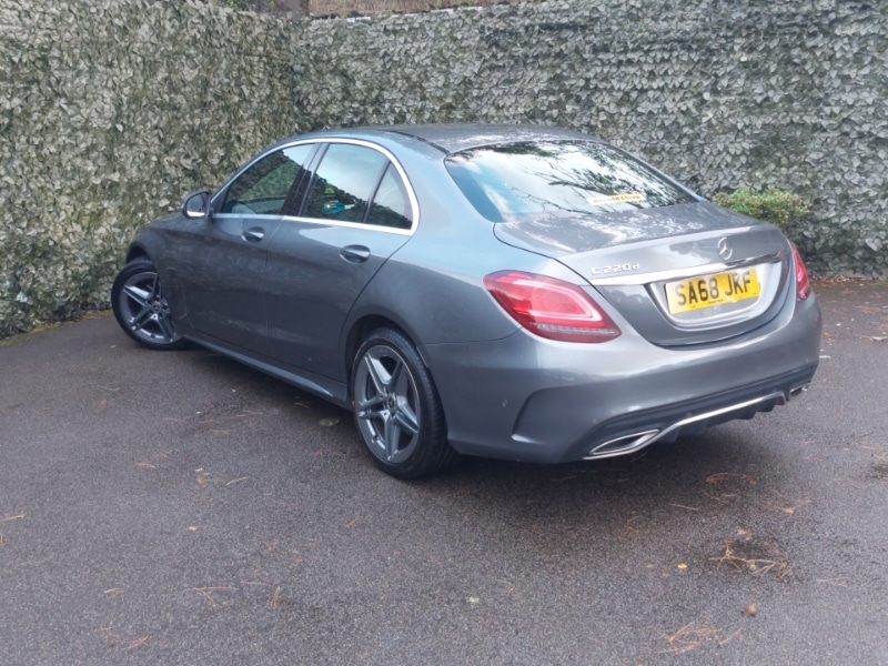 Used Mercedes-Benz C Class 2018 for sale - 76397571: Photo 3