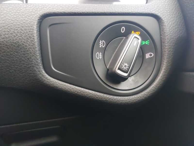 Used Volkswagen Golf 2019 for sale - 76560464: Photo 17