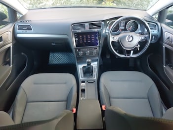 Used Volkswagen Golf 2019 for sale - 76560464: Photo