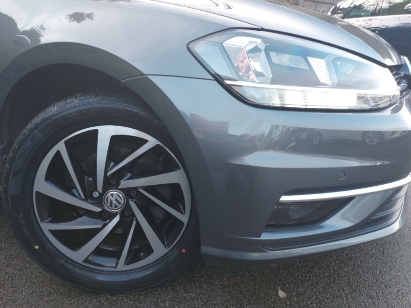 Used Volkswagen Golf 2019 for sale - 76560464: Photo 9