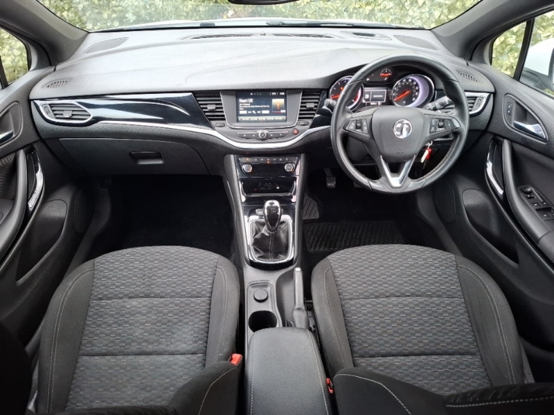 Used Vauxhall Astra 2015 for sale - 77852331: Photo 2