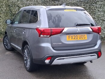 Used Mitsubishi Outlander 2020 for sale - 77682440: Photo