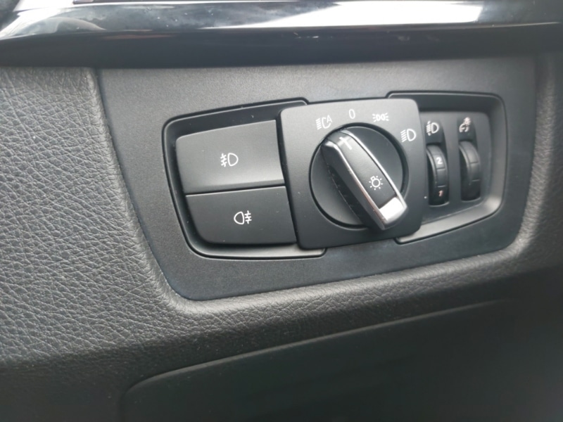 Used BMW 3 Series 2019 for sale - 76335801: Photo 17
