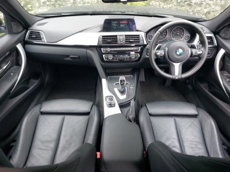 Used BMW 3 Series 2019 for sale - 76335801: Photo 2