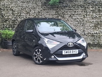 Used Toyota AYGO 2018 for sale - 79523008: Photo