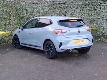 Used Renault Clio 2024 for sale - 76589289: Photo