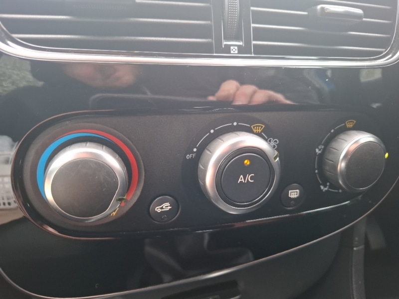 Used Renault Clio 2018 for sale - 78093816: Photo 15