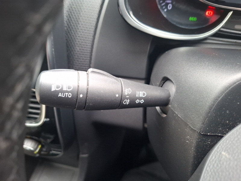 Used Renault Clio 2018 for sale - 78093816: Photo 17