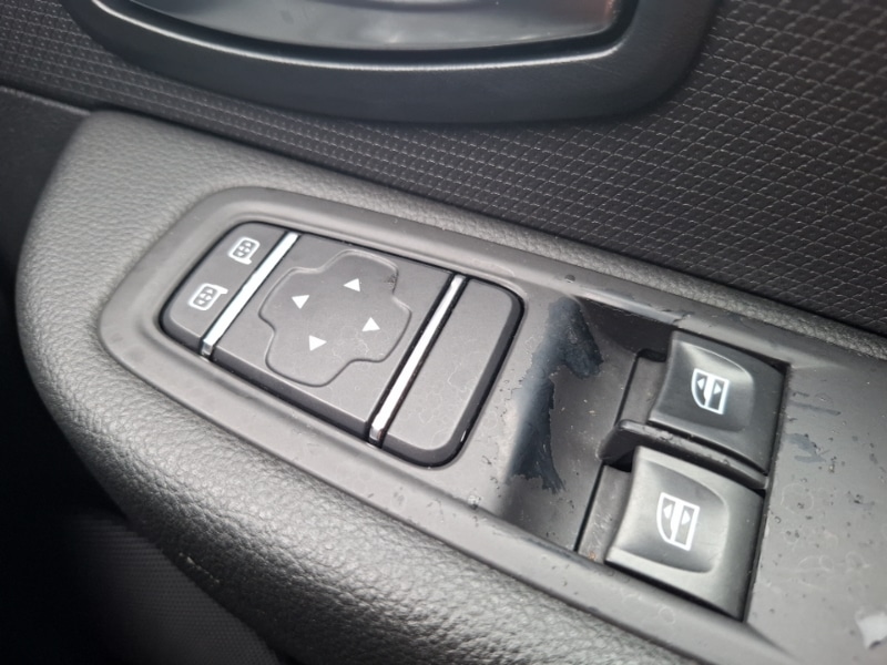 Used Renault Clio 2018 for sale - 78093816: Photo 19