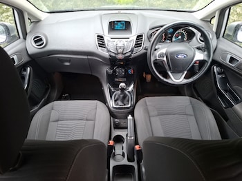 Used Ford Fiesta 2015 for sale - 78178601: Photo