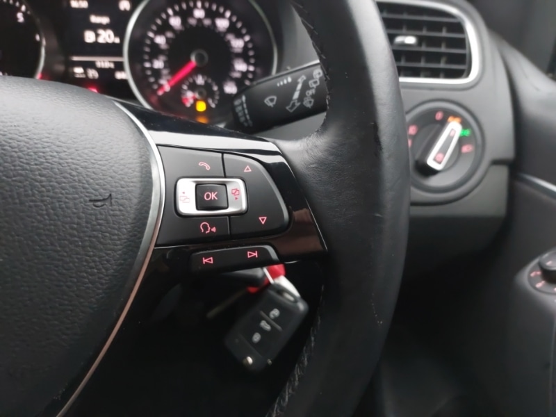 Used Volkswagen Polo 2017 for sale - 76506837: Photo 13