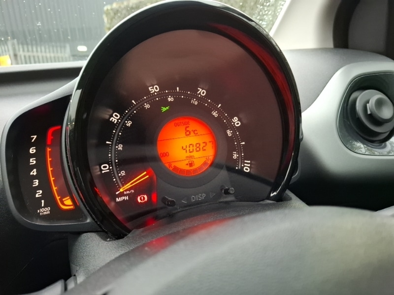 Used Toyota AYGO 2019 for sale - 76707693: Photo 17