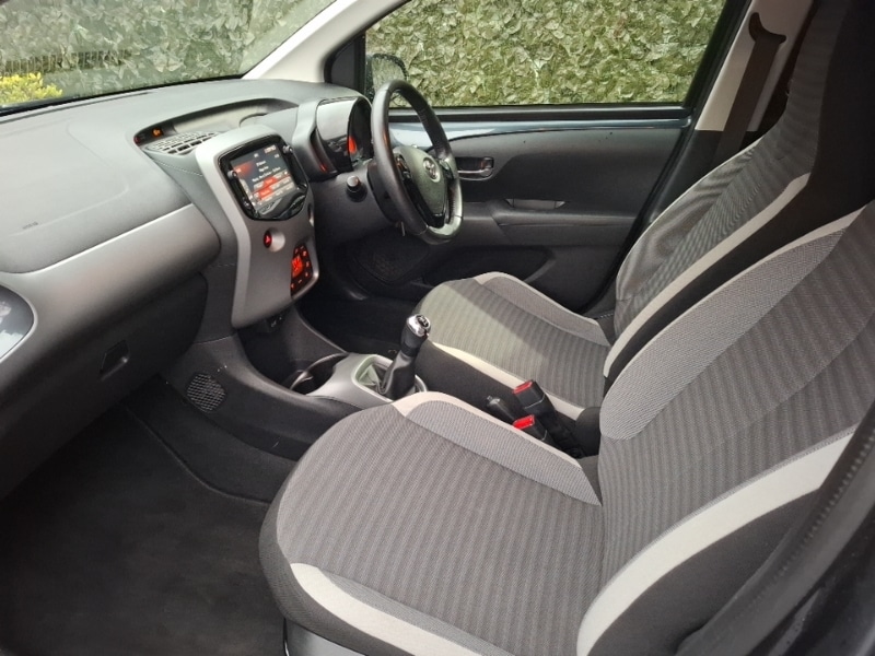 Used Toyota AYGO 2019 for sale - 76707693: Photo 5