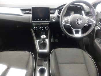 Used Renault Captur 2022 for sale - 77304217: Photo