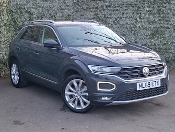 Used Volkswagen T-Roc 2019 for sale - 77956482: Photo