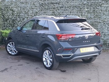 Used Volkswagen T-Roc 2019 for sale - 77956482: Photo