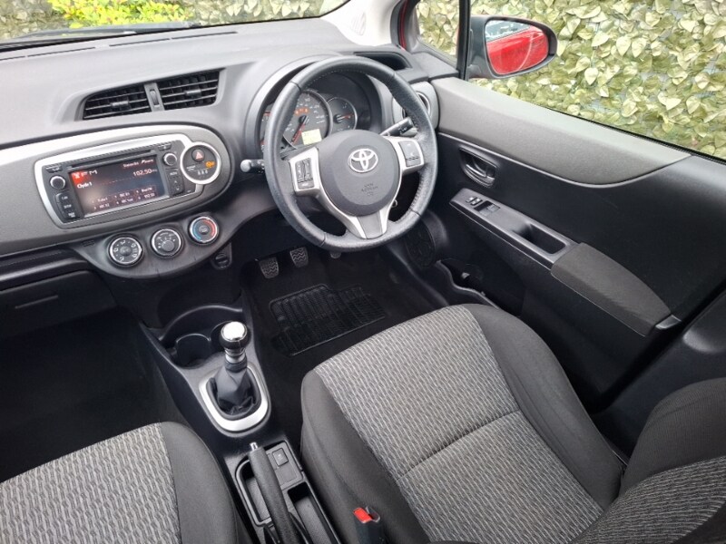 Used Toyota Yaris 2013 for sale - 77815459: Photo 10