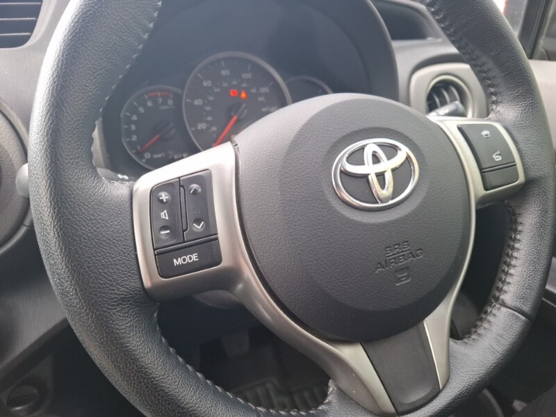 Used Toyota Yaris 2013 for sale - 77815459: Photo 12