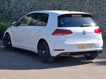 Used Volkswagen Golf 2018 for sale - 78723631: Photo