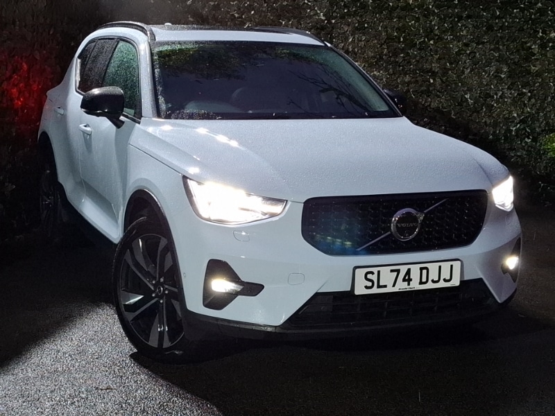 Used Volvo XC40 2024 for sale - 76842707: Photo 1