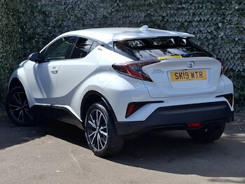 Used Toyota C-HR 2019 for sale - 78684023: Photo